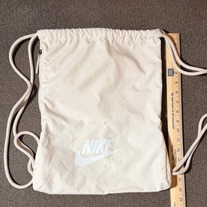 Nike Heritage Gym Sack Nike Heritage Drawstring Bag